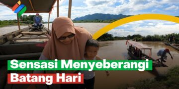 Nonton Festival Pamalayu, Menyeberang Batanghari yang Keruh dengan Perahu