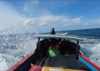 Perjalanan ke Sinaka, Pulau Terpencil di Mentawai #2